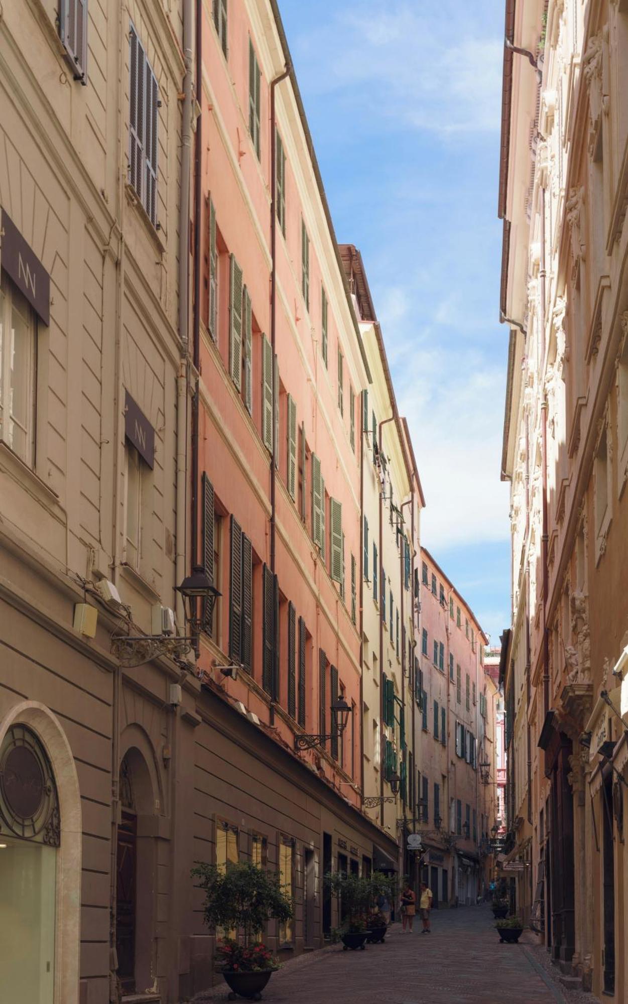 Like: In Centro E Con Garage! * Sanremo